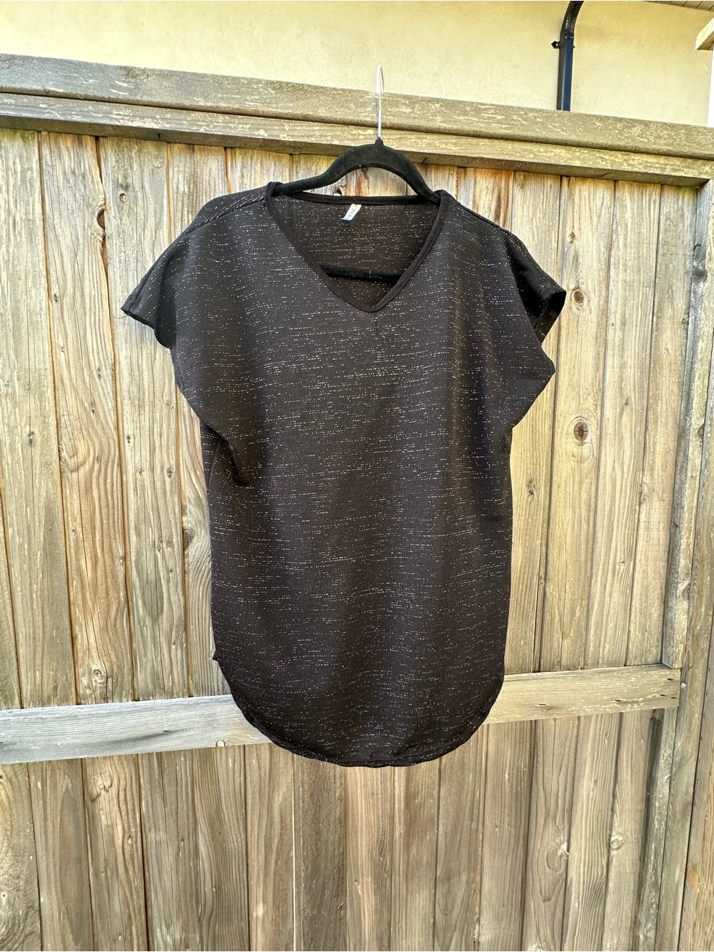 Black Heathered V-Neck Short Sleeve Tee